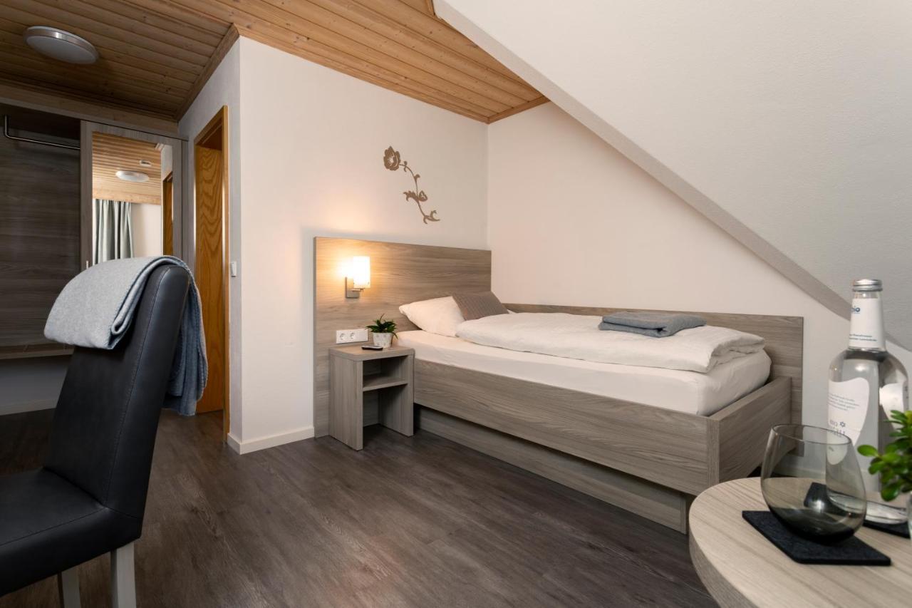 Hotel Am Ludwigskanal Wendelstein Eksteriør billede